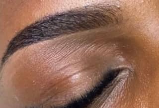 Brow styling